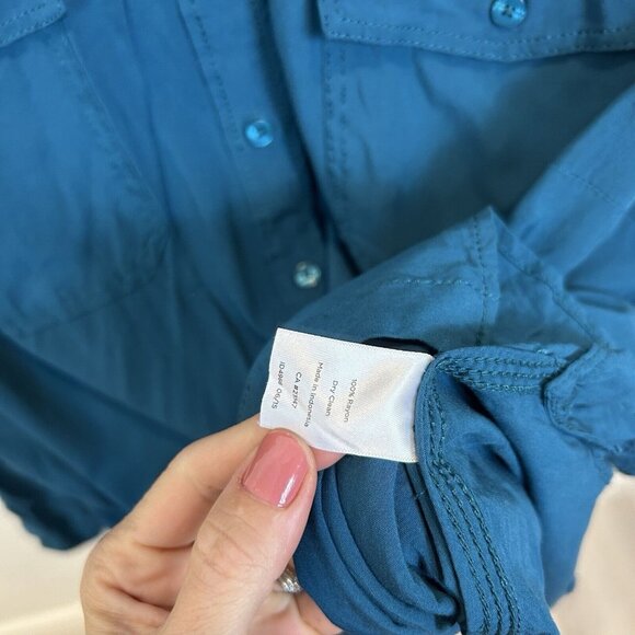 Lot Of 2 Talbots 2X Button Down Blouse Tops Rayon Chest Pockets Career - Picture 6 of 12